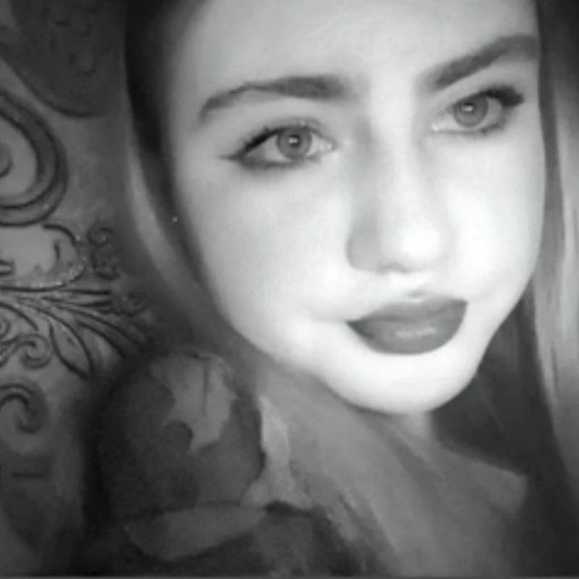 Фото контакту