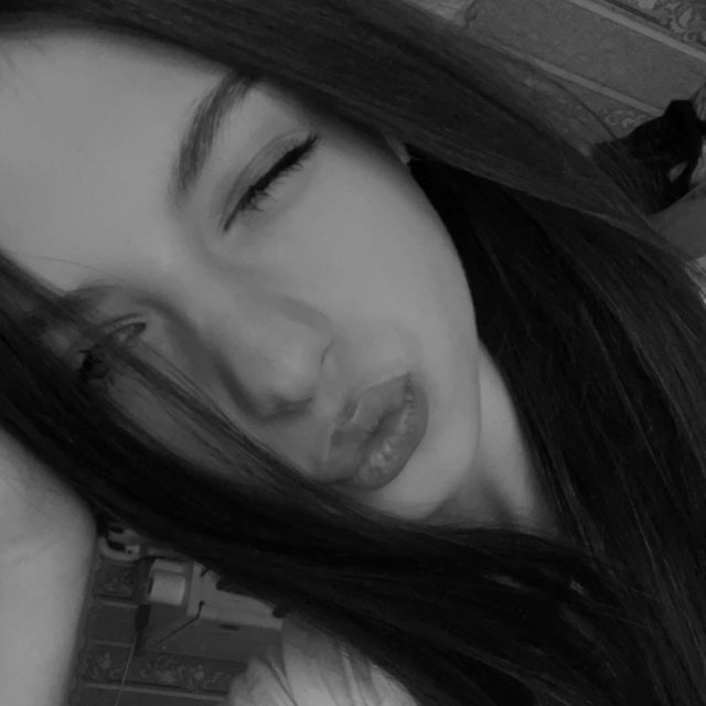 Фото контакту